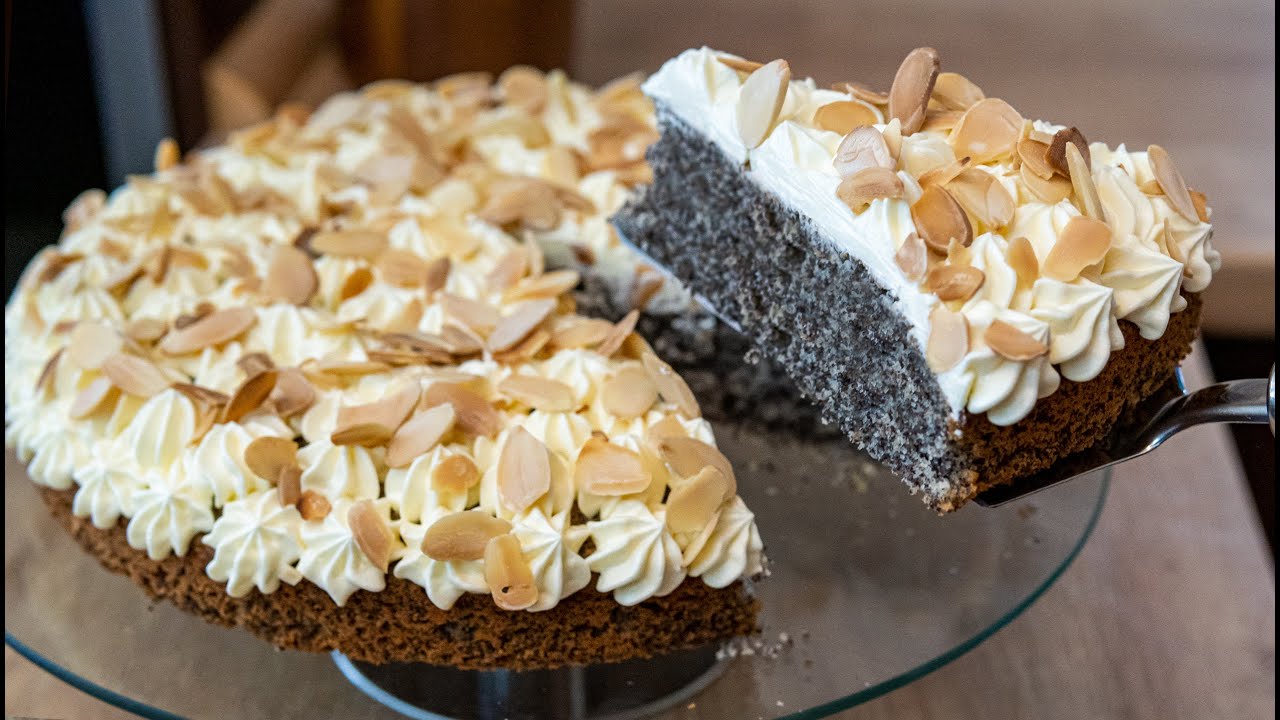 Milchmädchen küsst Mohnkuchen