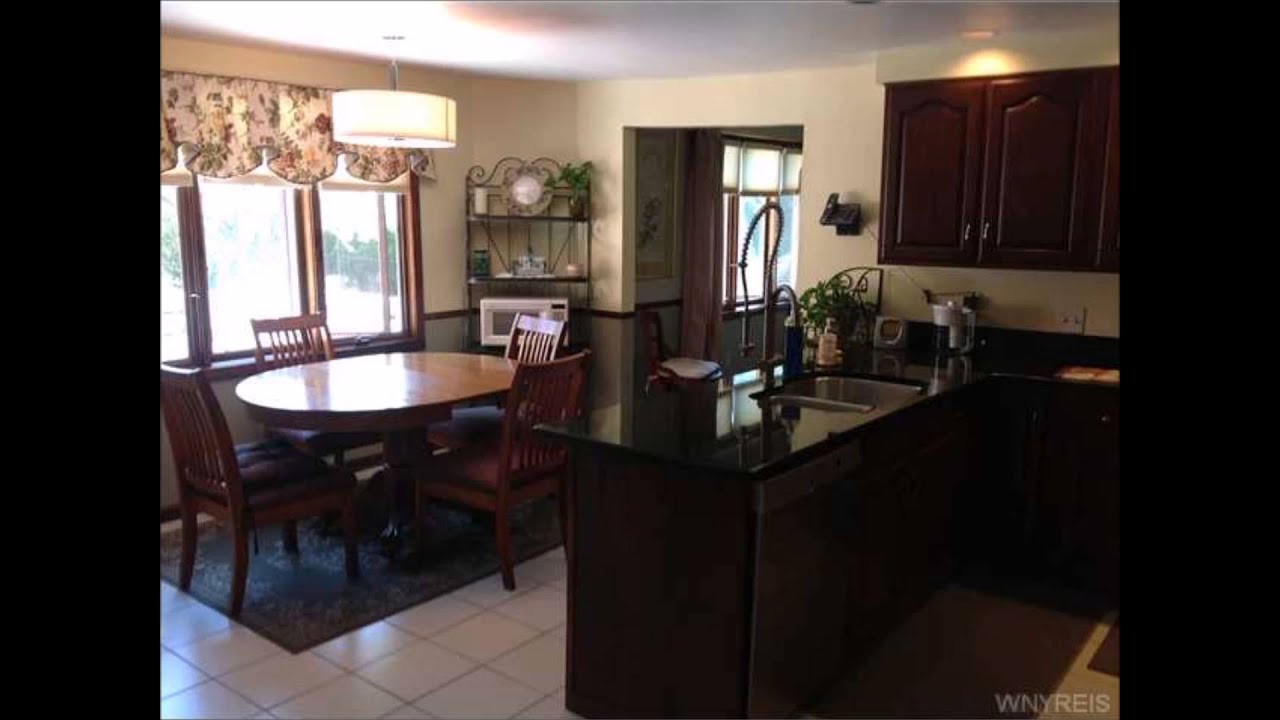 63 Bassett Rd, Amherst NY