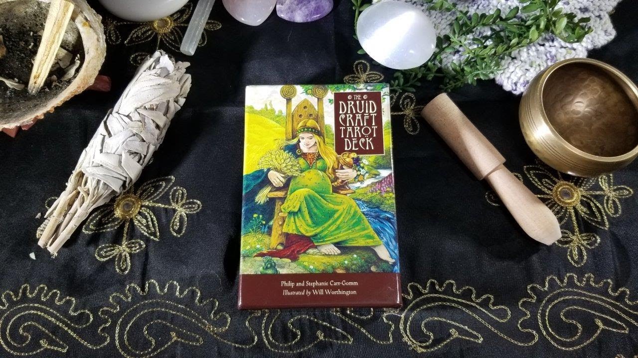 Druid Craft Tarot Deck Review and Flip Through
