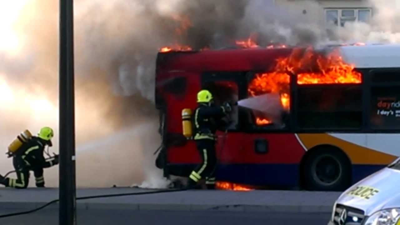 Bus Fire in Swindon 4/9/13