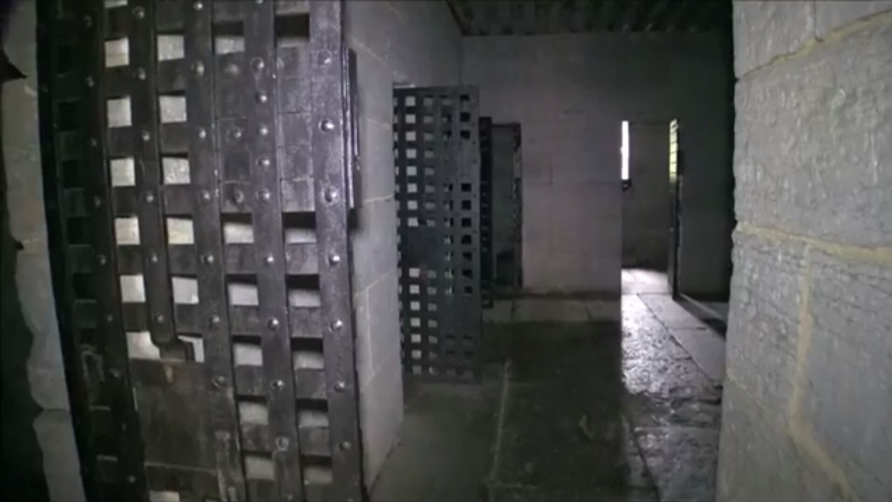 ABANDONED Old Greene County Jail! One of Tennessee's most Haunted Locations!