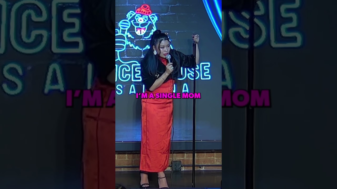 HOT Asian woman heckler got DEPORTED at my show! #jiaoyingsummers #standupcomedy #Crowdwork #heckler