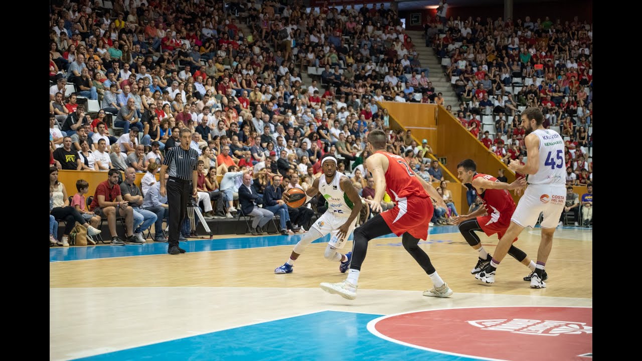 &iexcl;Robo y matazo de Kendrick Perry en Fontajau!