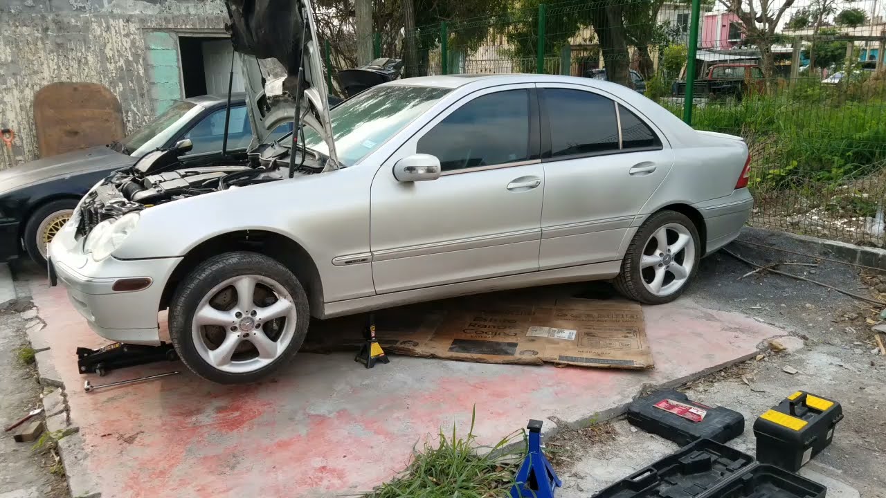 Mercedes Benz C230 Cambio de Aceite, filtro, empaque y conector de Transmisión