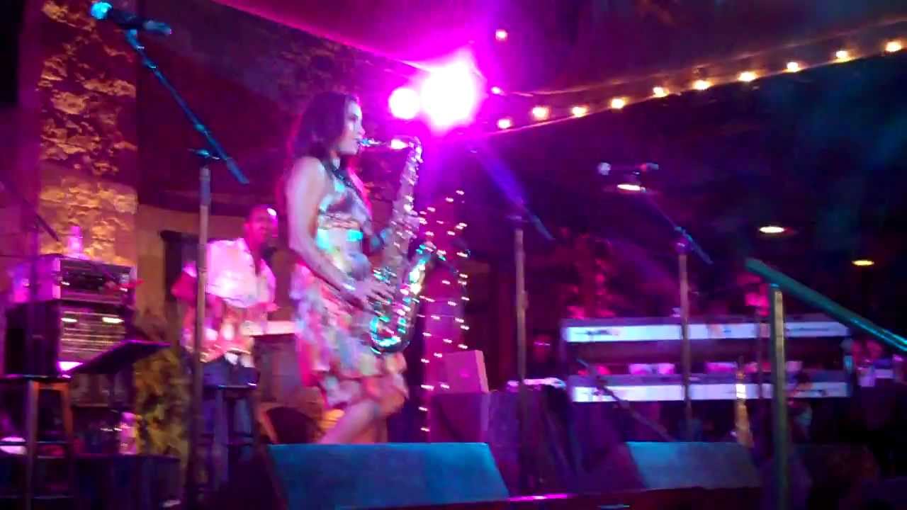 Jessy J and Sax in the City Perform Tequila Moon Live at Thornton Winery