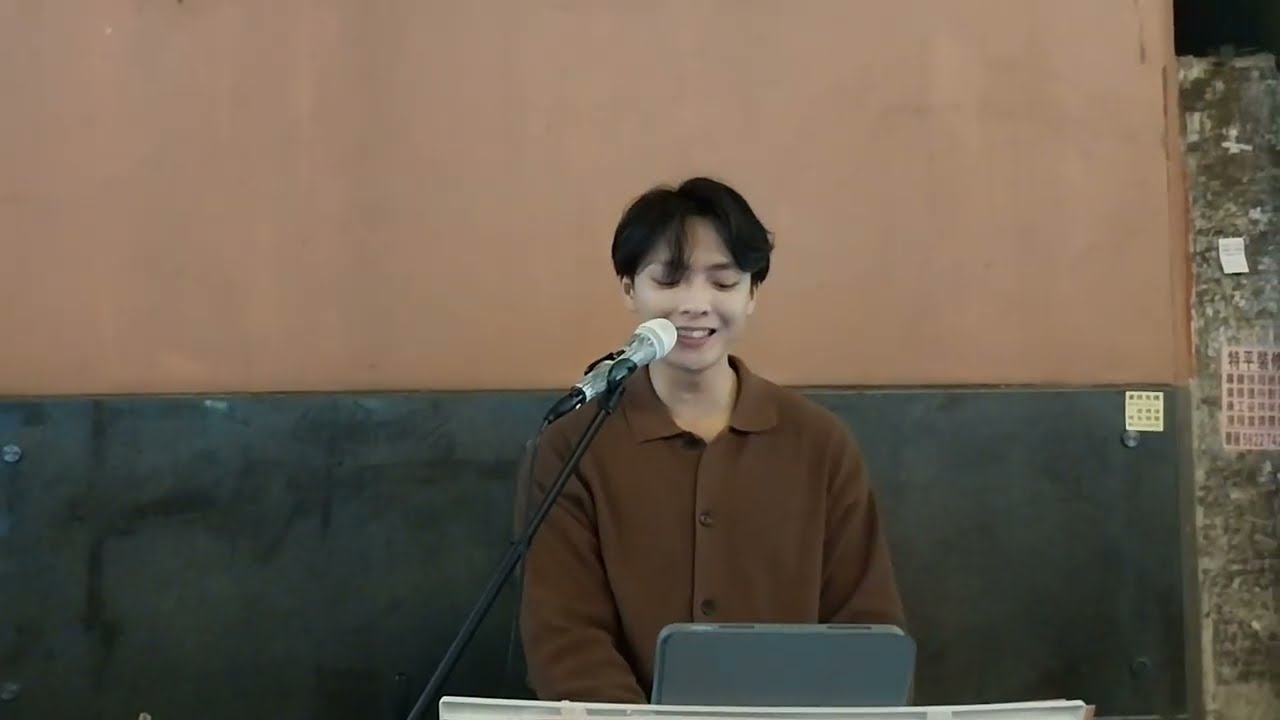 14-3-2026 🌃 旺角 100_yin...... Busking 🎶🎤🎸🎹🔊 塞勒斯的愛 (部分) 愛在記憶中找你 飛花 + 🚏🛣