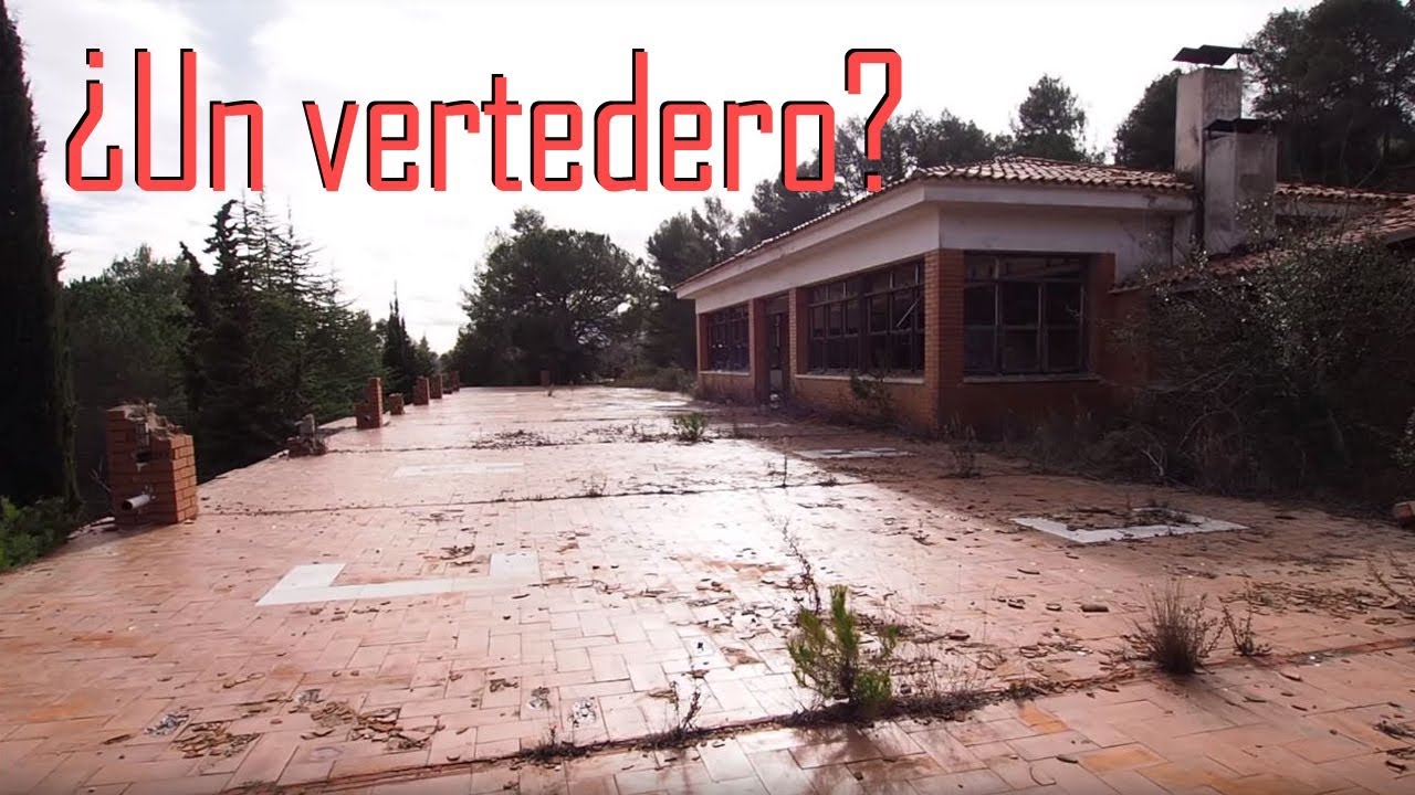 Este RESTAURANTE ABANDONADO es un VERTEDERO - Lugares Abandonados #URBEX