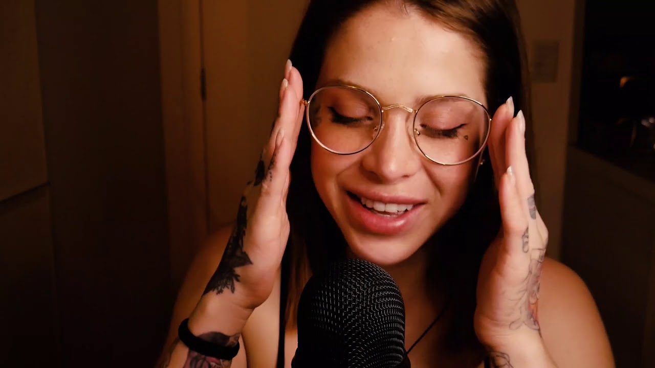 ASMR - Beijinhos e Chuvinha para você relaxar