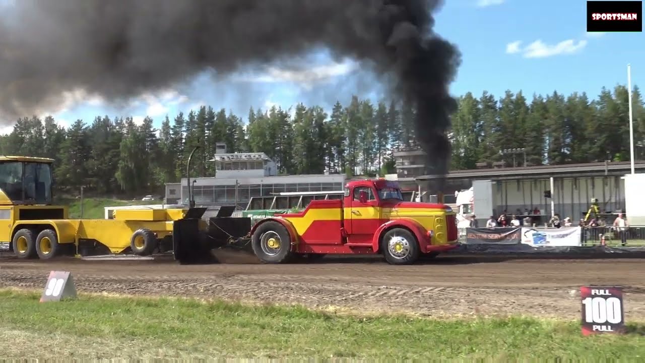 Race trucks 8500 kg Tractor pulling Lappeenranta 13.7.2024