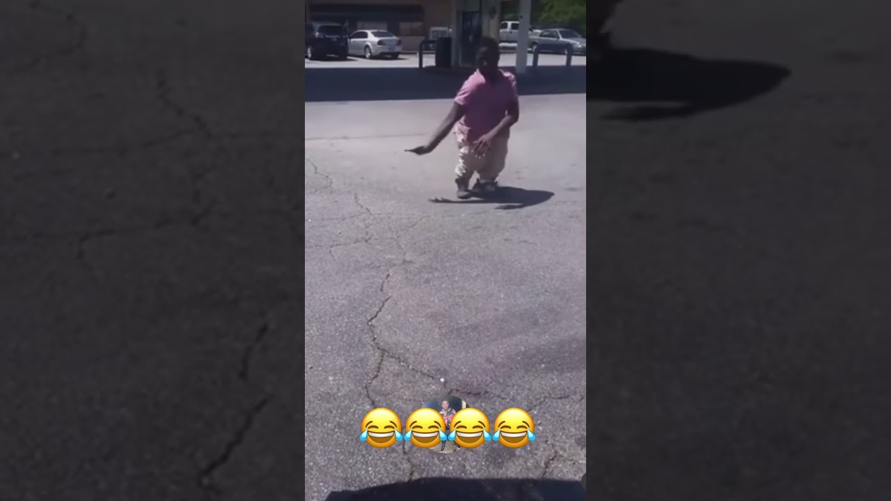 That baw Knee High was hittin that bih😂😂 