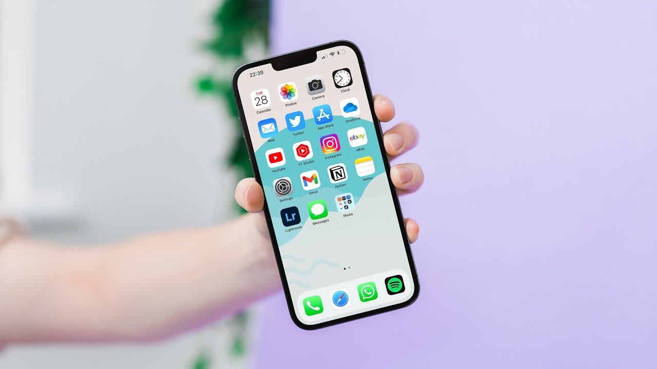 iPhone 13 Pro Max - A Productive Day in the Life
