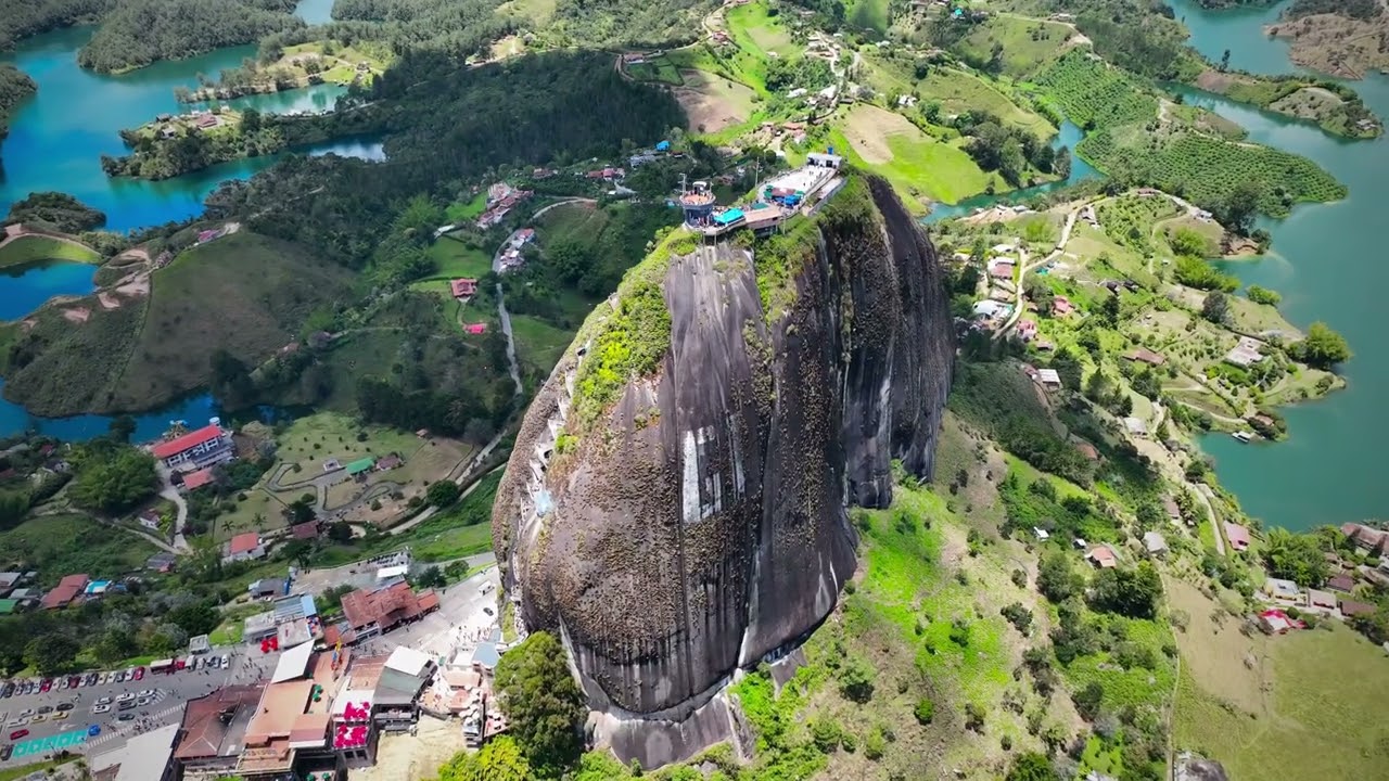 El Pe&ntilde;&oacute;n de Guatap&eacute;, Colombia , Mavic 3 pro 4K