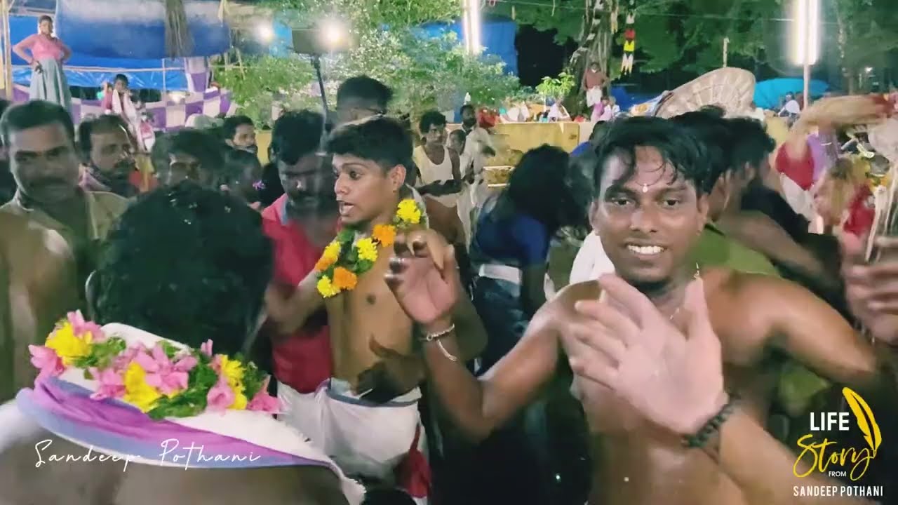 അഞ്ചു കാവേ അഞ്ജനം കാവേ | anchu kave anjanam | adheesh thiruvaram | kodungallur bharani