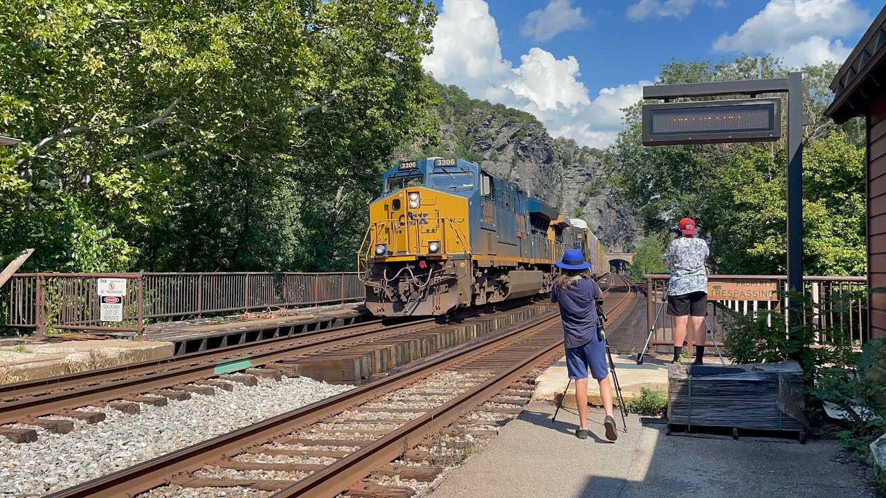 A Few Hours Of Railfanning In Harpers Ferry, WV! (8/9/22)