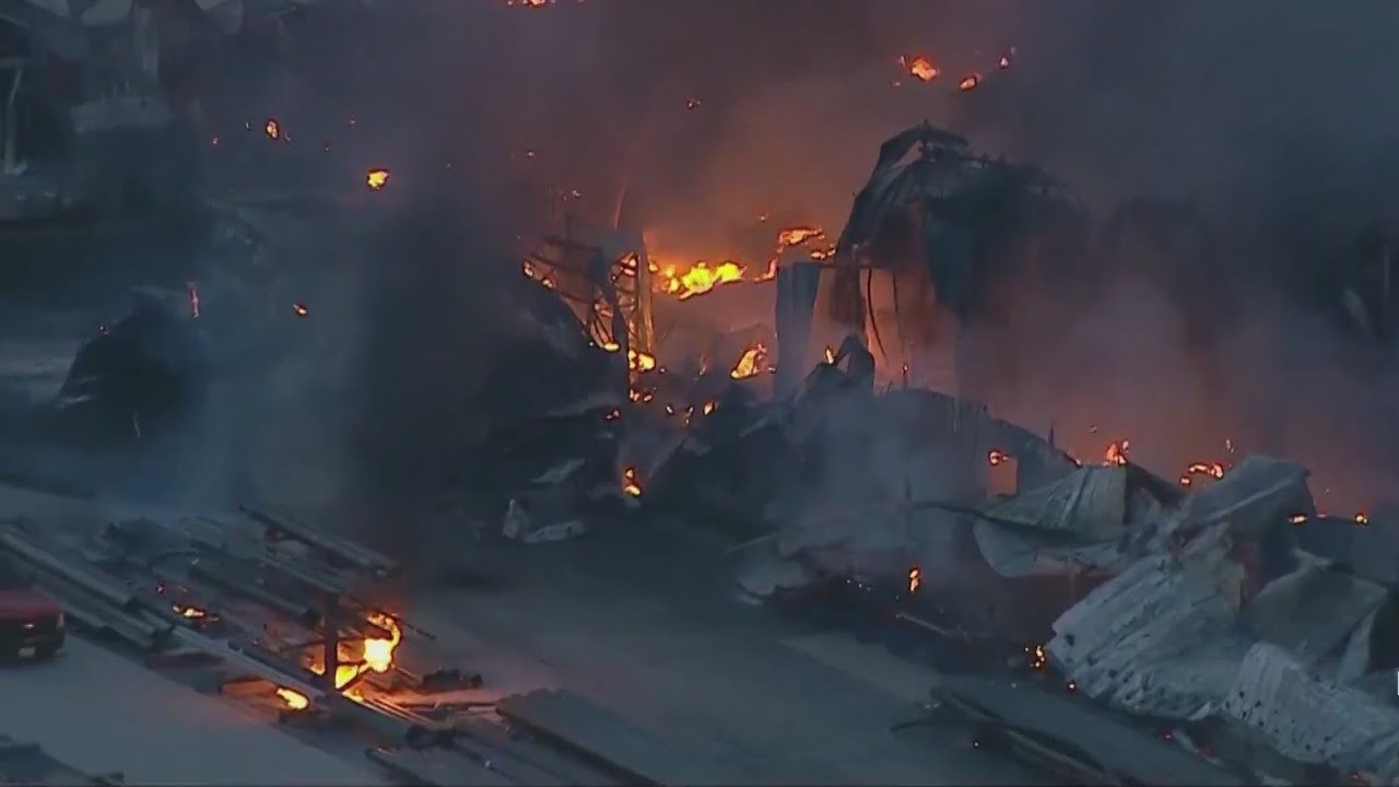 Fire destroys manufacturing facility in Joliet area