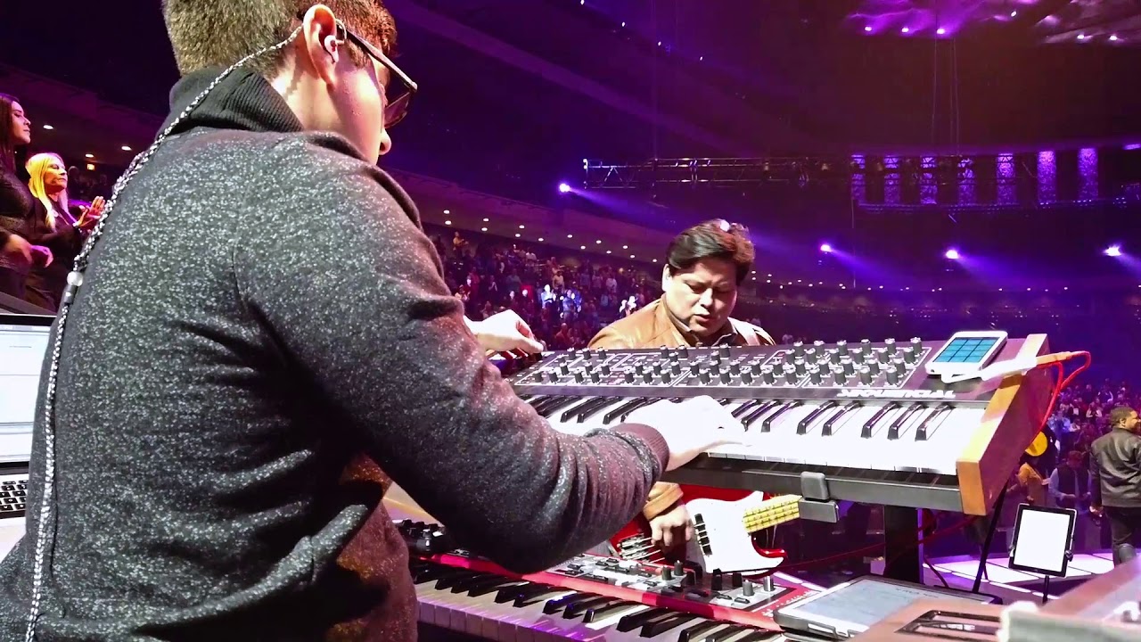 In Jesus Name // Synths // Live at Lakewood