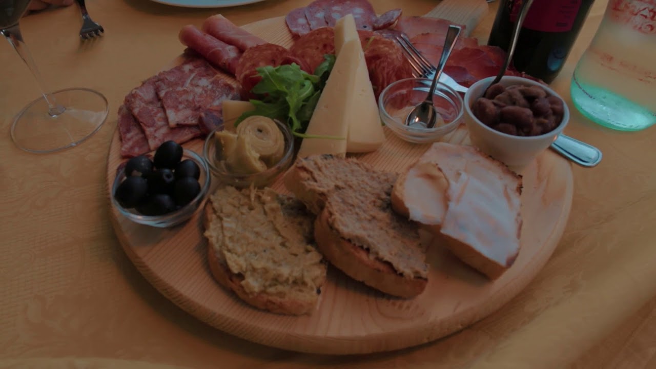 Food & Wine of Tiber Valley english