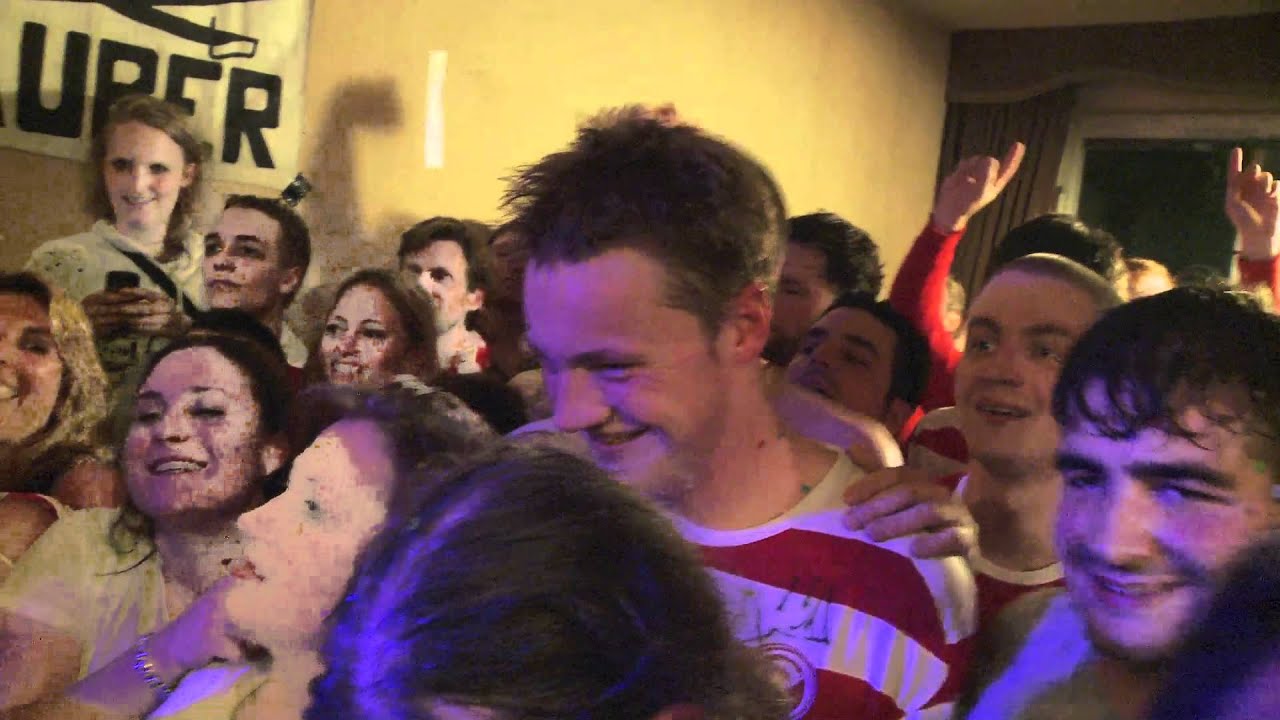 Die Toten Hosen: Tag 16 - Düsseldorf - Magical-Mystery-Tour 2012 / Das Videotagebuch