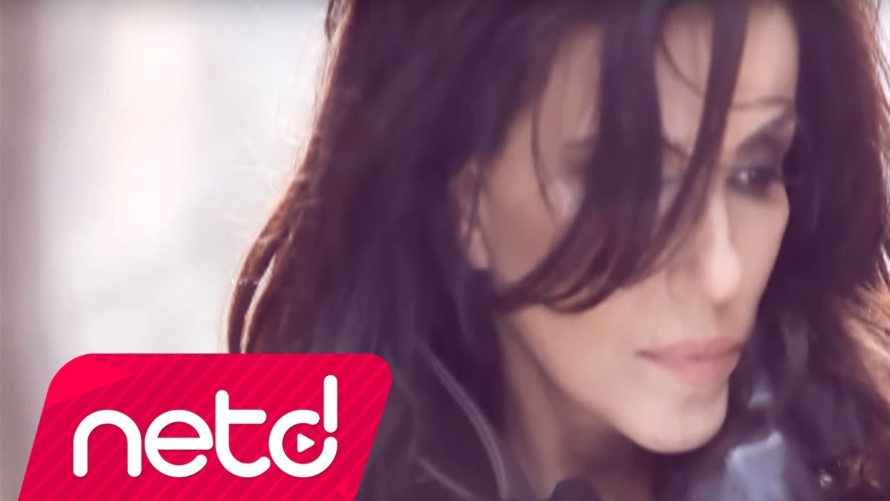 Ayşegül Aldinç - Ağla