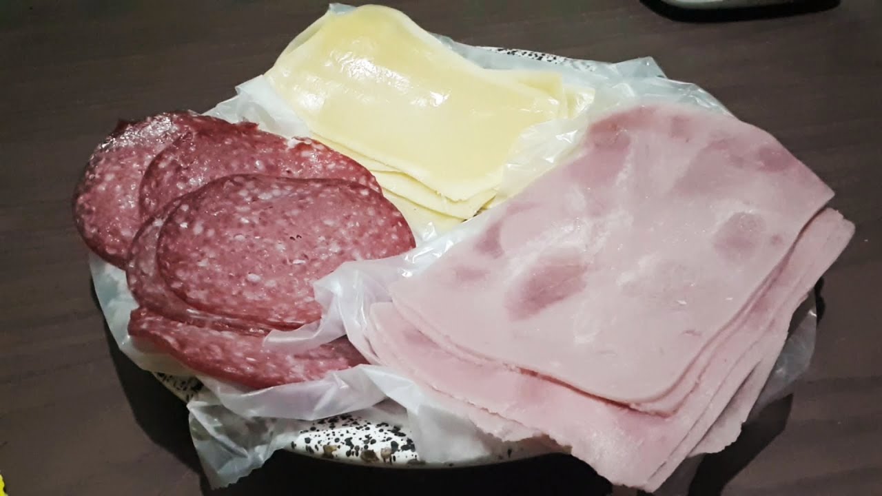 [ASMR] COMIENDO SANDWICH DE SALAME Y JAMÓN (Improvisado)