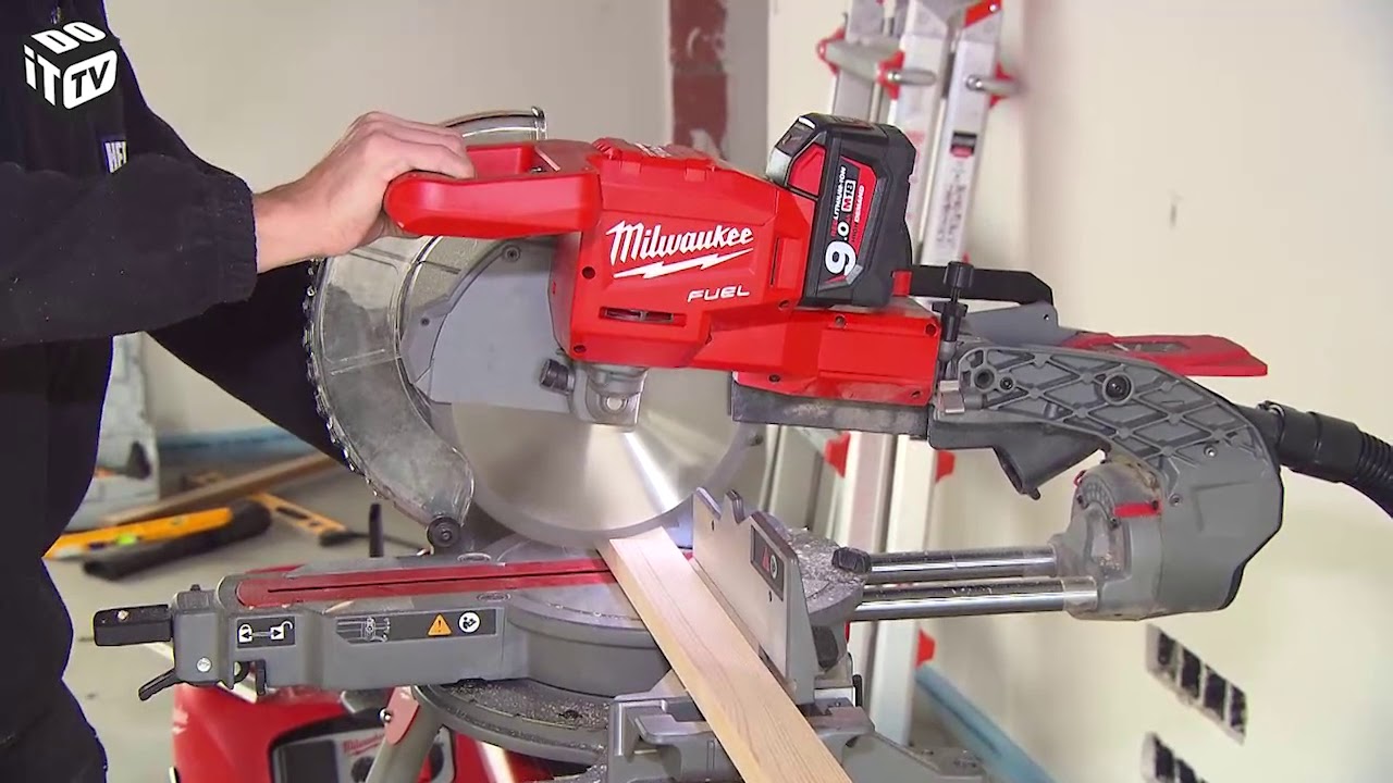 Construire une salle de bains 4 -  Plancher et murs