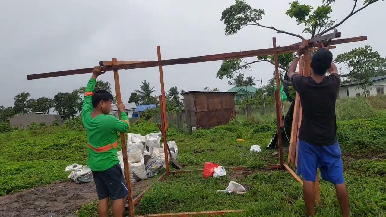 DAY #1 MAY BARAKS NA ANG AMING LOTE