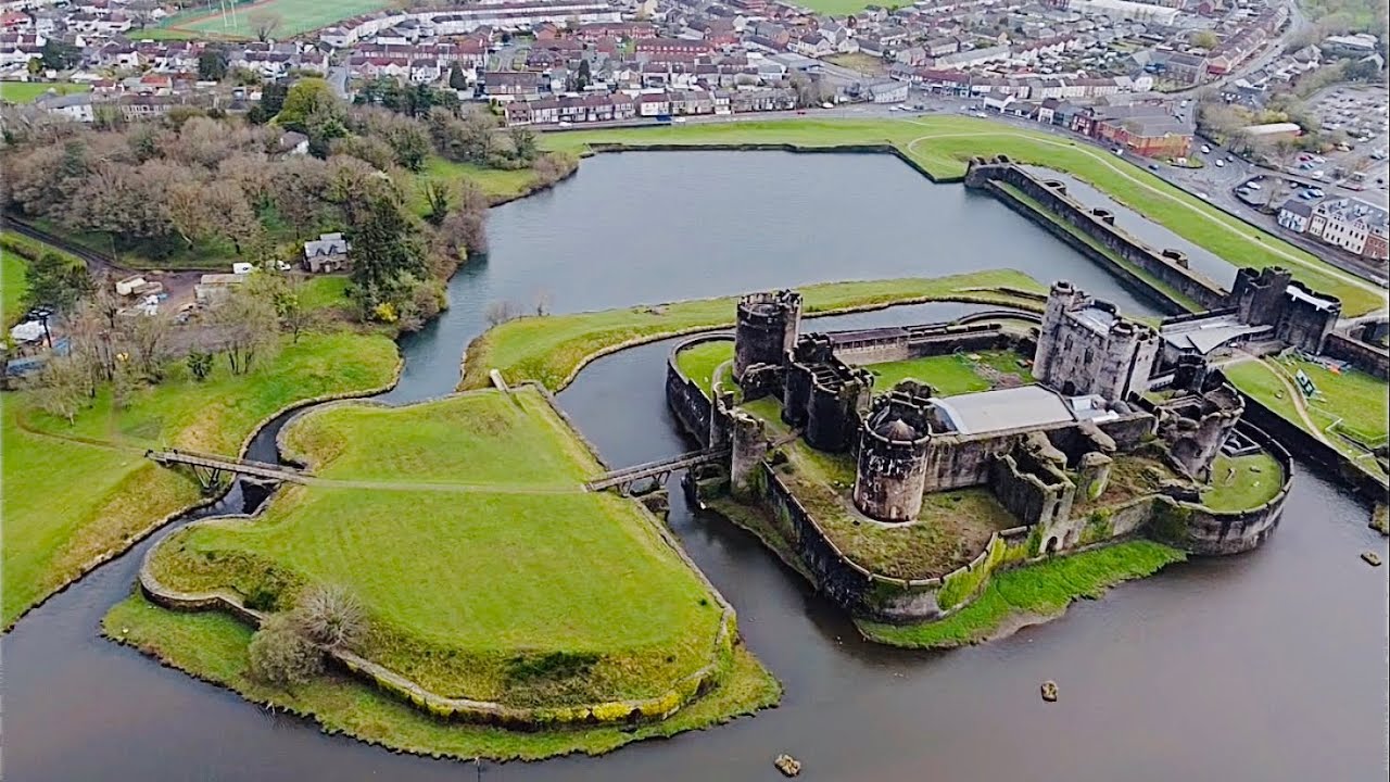 🇬🇧🏴󠁧󠁢󠁷󠁬󠁳󠁿 The Rhymney Valley - Caerphilly Castle