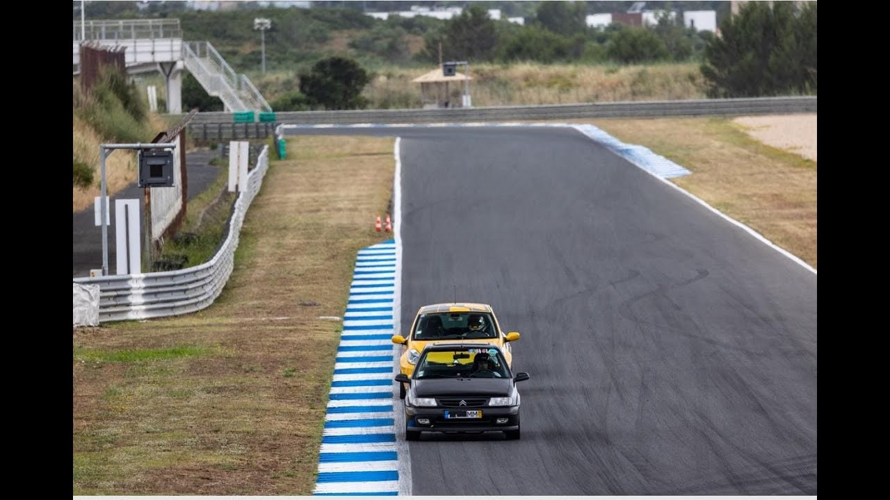 Citroen Saxo CUP with CLIO RS at Estoril 06 2024
