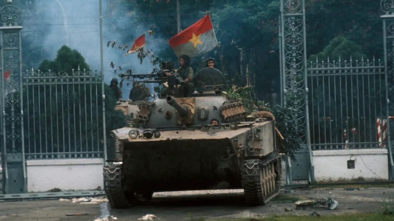 LA CAÍDA DE SAIGÓN - LA DERROTA DE ESTADOS UNIDOS Y VIETNAM DEL SUR EN LA GUERRA DE VIETNAM