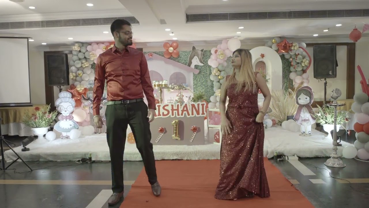 chacha chachi dance on Aishani's first birthday