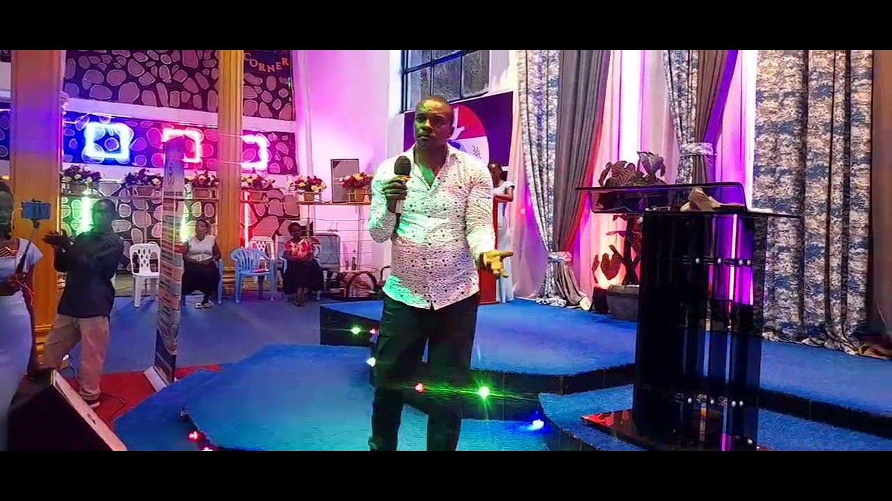 WHAT YOU MISSED IN THE ( SUNDAY SERVICE )