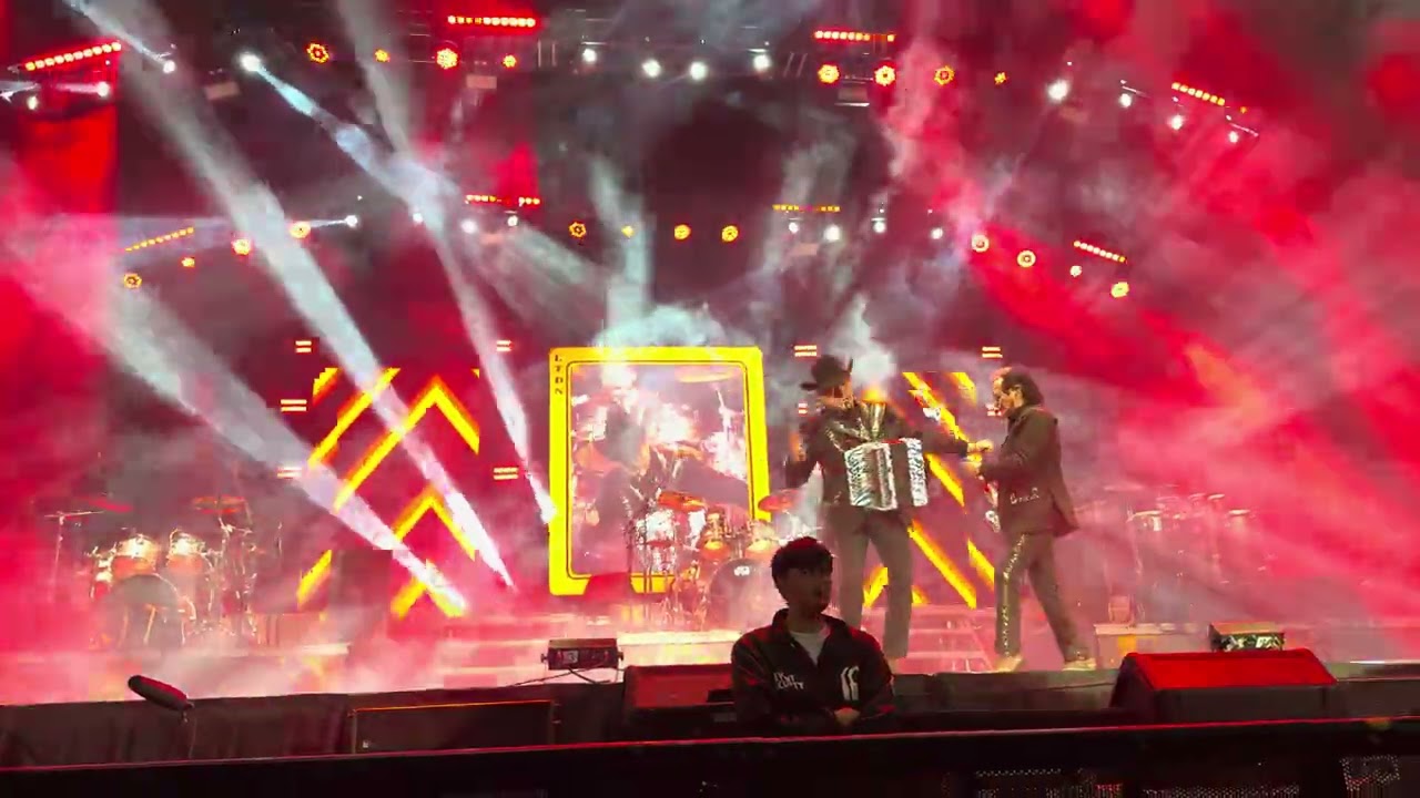 Los Tigres del Norte - Jaula de Oro- All State Arena