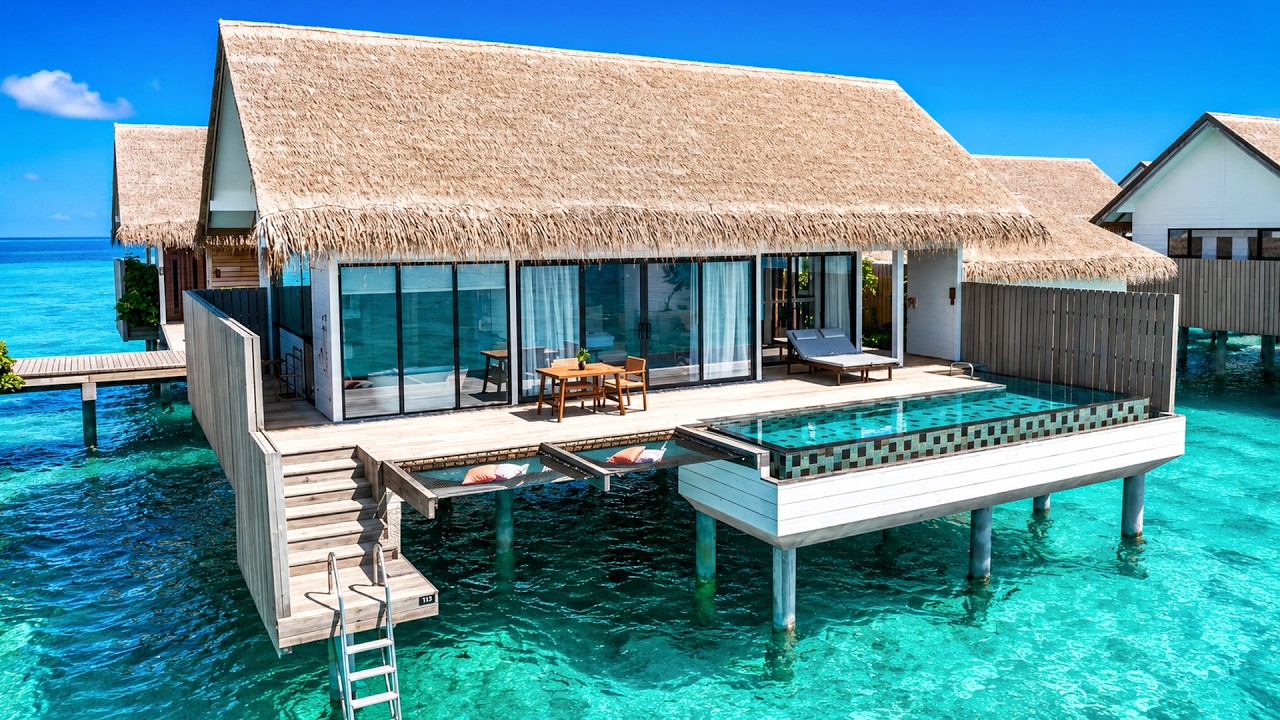 Hilton Maldives Amingiri Resort | Przystępny luksusowy hotel na Malediwach (wycieczka i vlog w 4K)