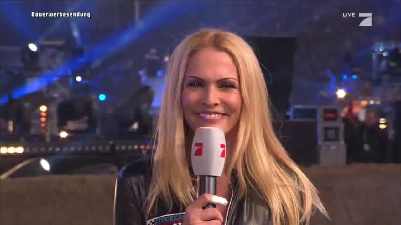 Sonya Kraus ( Ledercatsuit )
