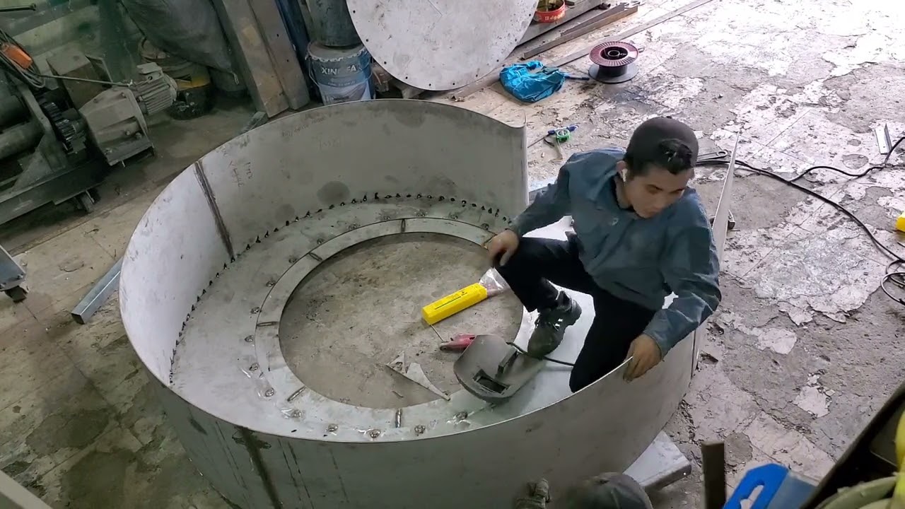 QUẠT CÔNG NGHIỆP...RÁP VỎ QUẠT 100HP
