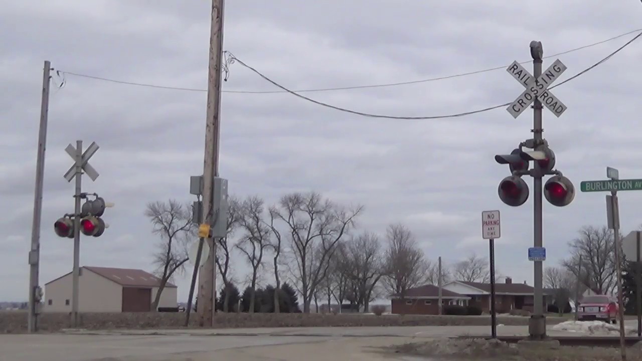 Main St. Grade Crossing (Grand Ridge, IL) 1/28/16