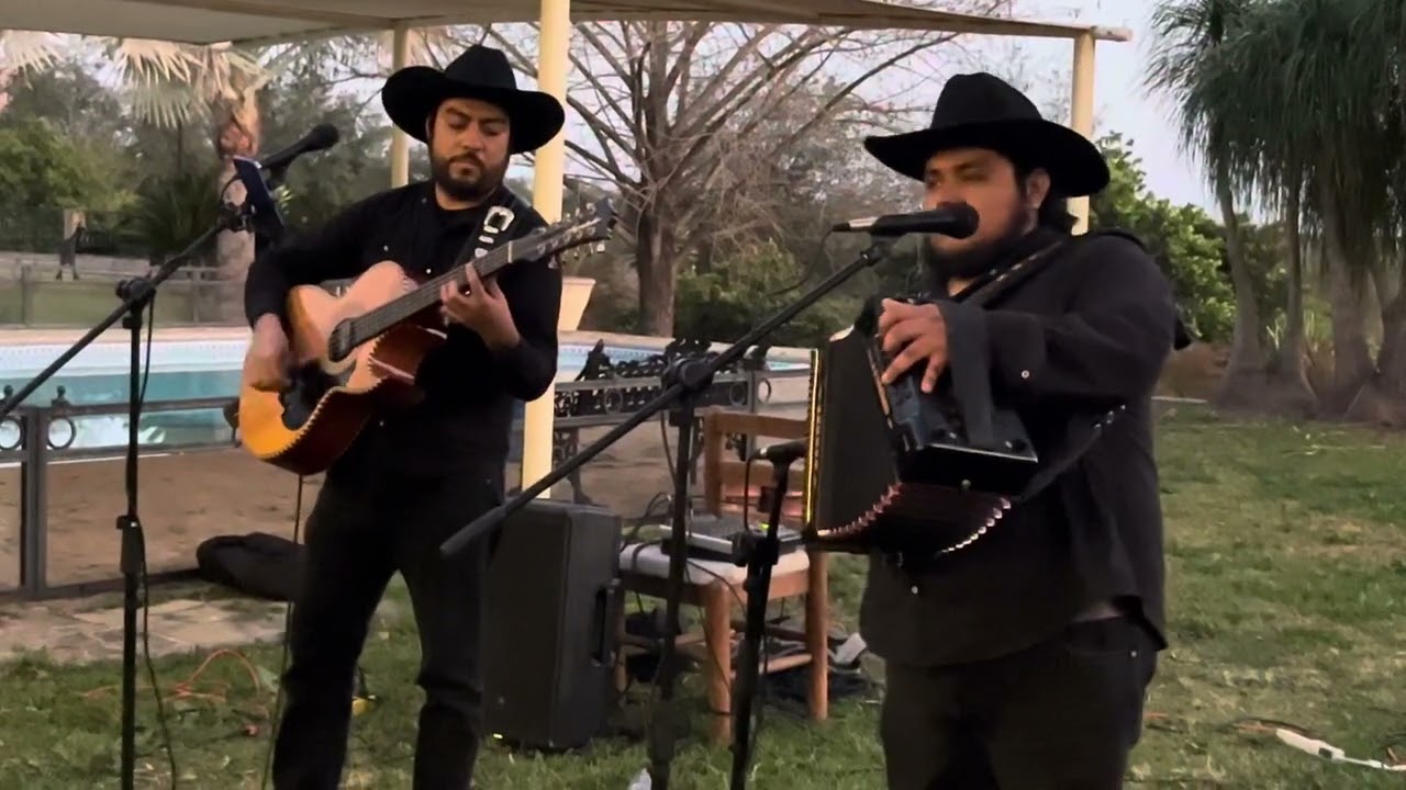 Los Hermanos Soria - Polka Llegando a Cadereyta