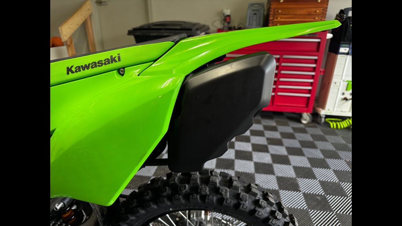 Removing Motorcycle California Smog Equipment : Kawasaki KLX Smog and Pair Valve Delete