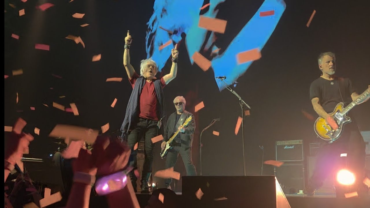 Indochine  + 🎶 l'aventurier - Gayant Expo Douai le 7.06.2025