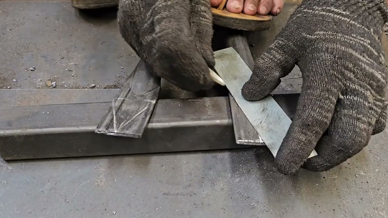 Work for a blacksmith - to make a fence for a house