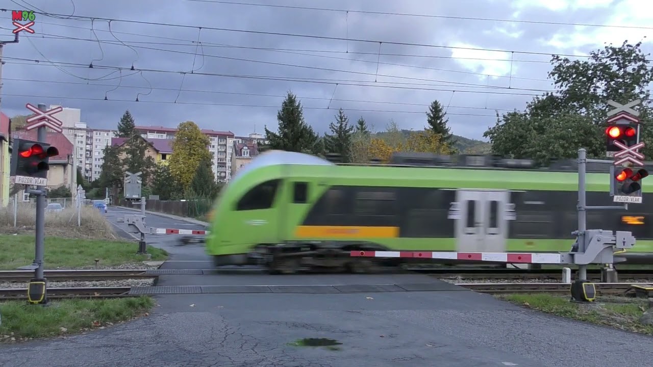 Železniční přejezd Boletice nad Labem #1 [P2989] - 28.10.2023 / Czech railroad crossing