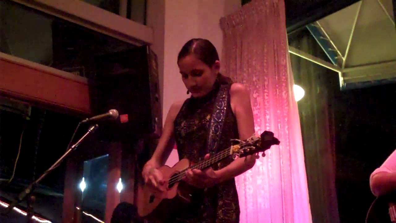 Taimane Gardner 