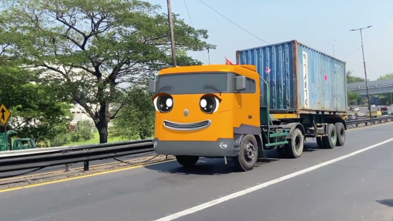 Pertunjukan Truk Tangki, Truk Kontainer Besar, Truk Oleng Bus Telolet Mirip Frank Teman Tayo