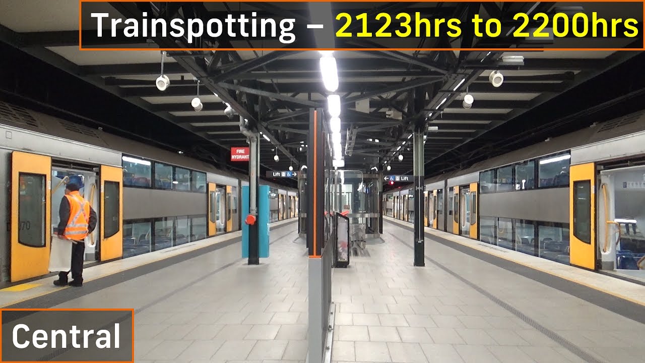 (Sydney) Central Station - Trainspotting from 2123hrs to 2200hrs (Thursday Evening)