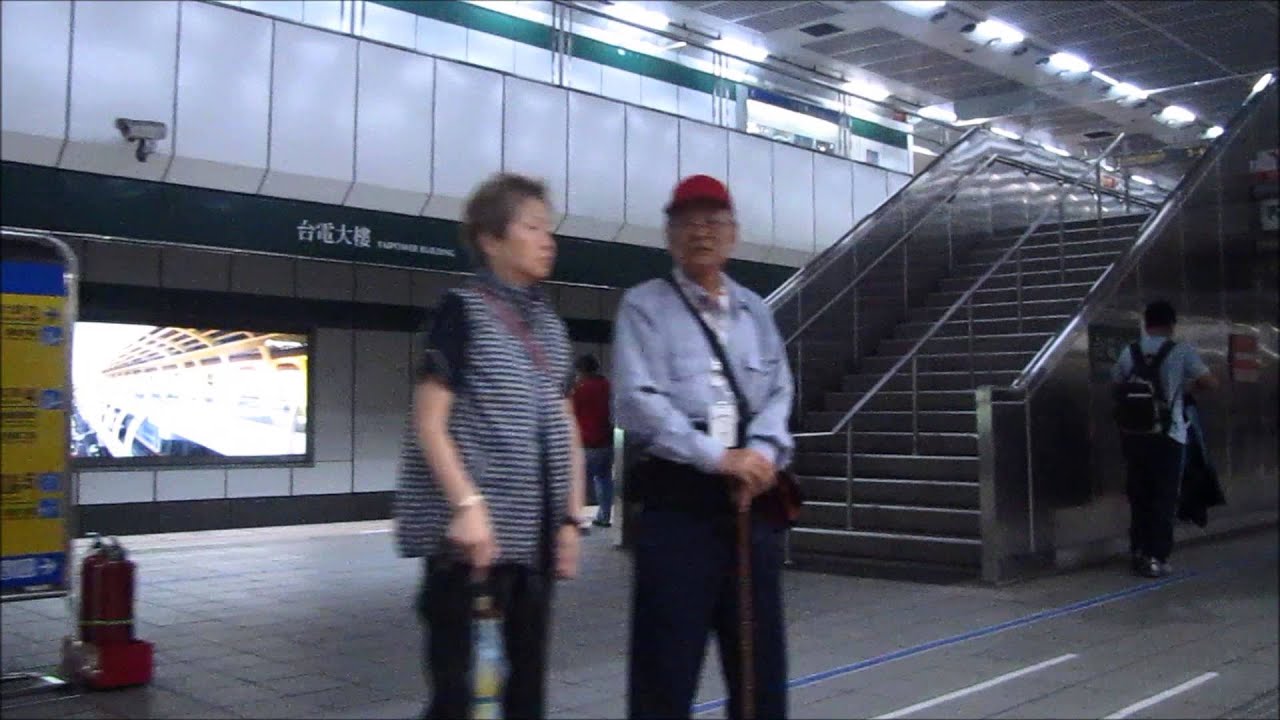 台北捷運最長距離區間 【新店→淡水】左側車窗路程景 2014.11.12