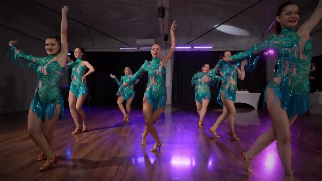 Solo latino Blue flames / Gimtadienio staigmena