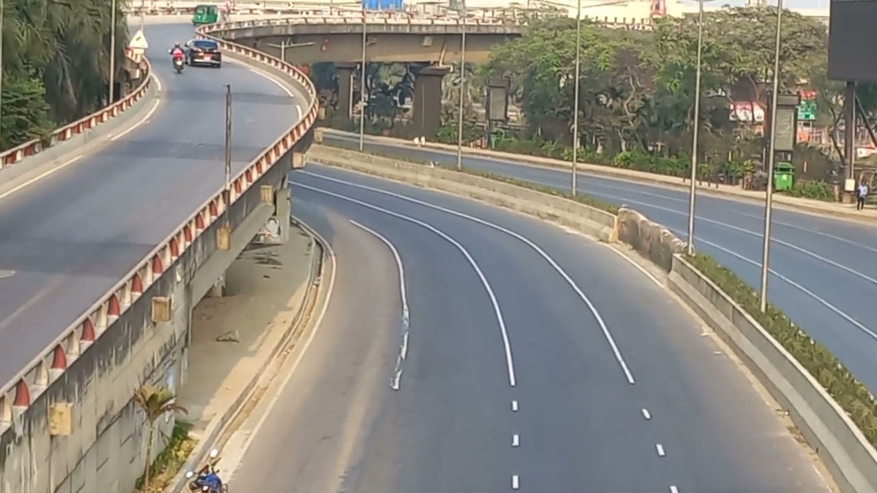 ভোটের দিন, ঢাকা মহাখালী এয়ারপোর্ট,কুড়িল বিশ্বরোড। Kuril Biswa road