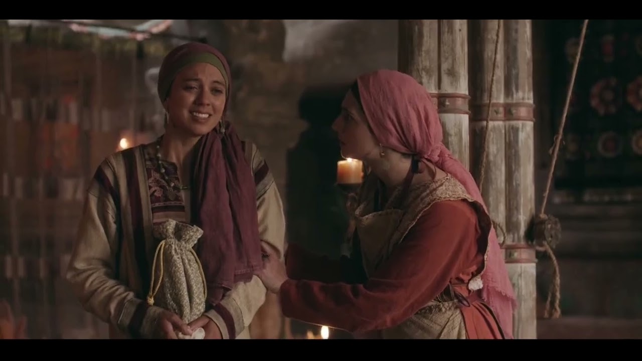 Mary washes jesus's foot