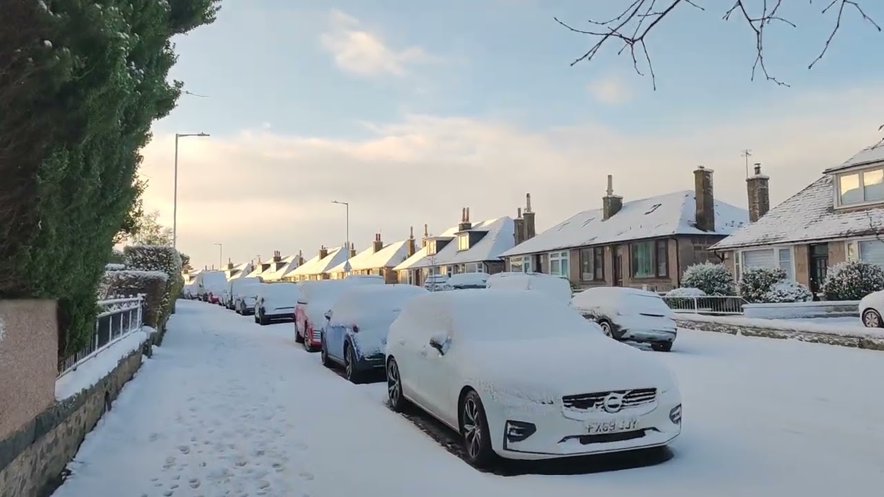 A snowy walk on Grampian Road #Aberdeen #Scotland 2/1/26