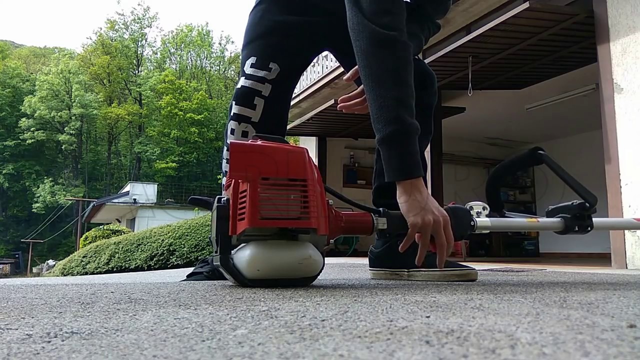 Zündung und Betrieb der Motorsense TJ 53 E I Kawasaki